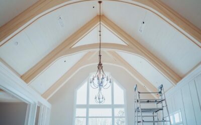 Plafond cathédrale : comment installer une suspension sur un plafond cathédrale ? Guide pratique étape par étape